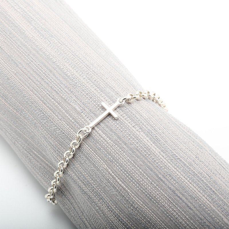 Simple Cross s925 sterling silver bracelet model 1 Valentine's Day gift - Bracelets - Sterling Silver Silver