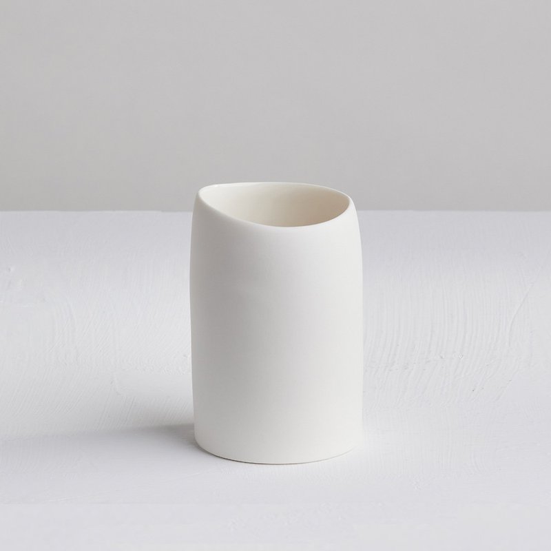 【3,co】Water Wave Water Cup-White - Teapots & Teacups - Porcelain White