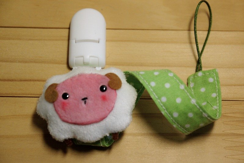 Bucute lamb pacifier clip button / rope (for vanilla pacifier) / baby special / handmade / full moon gift - ผ้ากันเปื้อน - วัสดุอื่นๆ ขาว