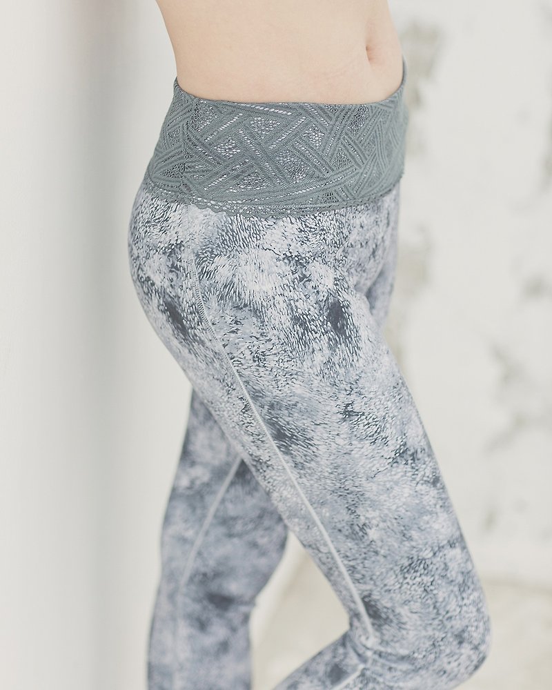 Love Lace蕾絲運動束褲-灰色水波紋 - 女長褲 - 聚酯纖維 灰色