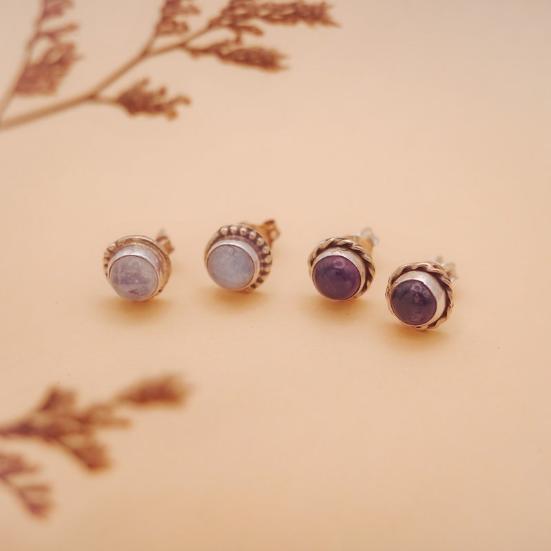 925純銀 天然弧面灰月光/紫水晶耳環 天然水晶耳扣 情人節禮物 - 耳環/耳夾/耳骨夾 - 水晶 多色