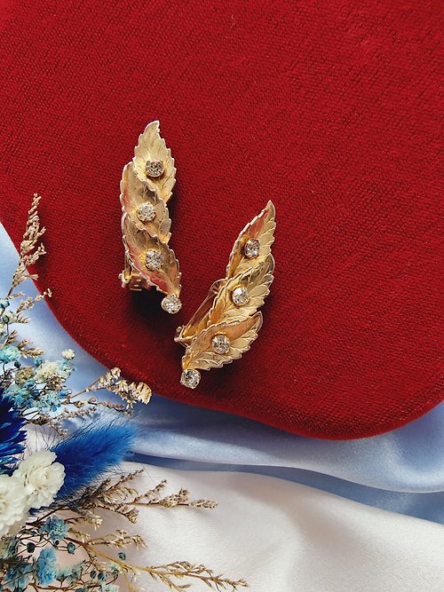 Hale黑爾典藏西洋古董 美國西洋古董飾品 /多層葉脈萊茵夾式耳環/復古珠寶首飾