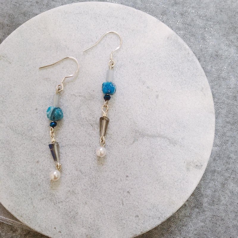 小石頭水晶樹脂吊款耳環 - 耳環/耳夾 - 純銀 藍色