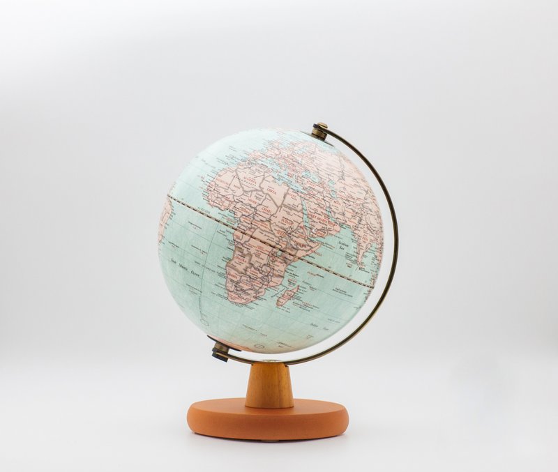 SkyGlobe 8吋發光新仿古圖日式木質底座地球儀(英文版) - 擺飾/家飾品 - 木頭 粉紅色