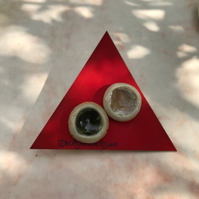 玻璃池塘/ 陶瓷耳環 波光粼粼 - 耳環/耳夾/耳骨夾 - 陶 藍色