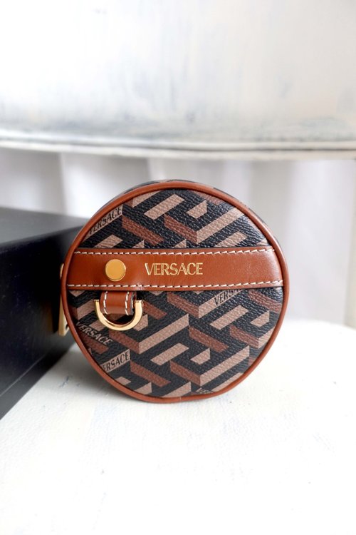 Travel Genius 中古店 意大利名牌VERSACE 全新迷宮圖案LOGO印花圓形真皮散紙包小物袋