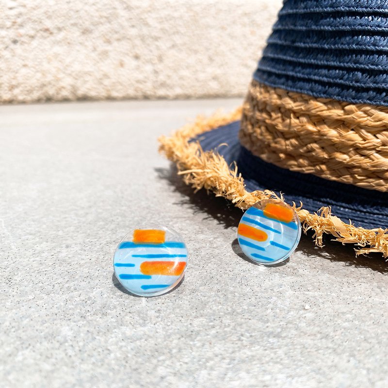 Under the sunset by the sea - Earrings & Clip-ons - Resin 