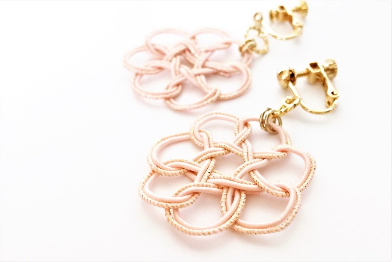 水引 桜のイヤリング　ピアス変更可 - 耳環/耳夾 - 環保材質 粉紅色