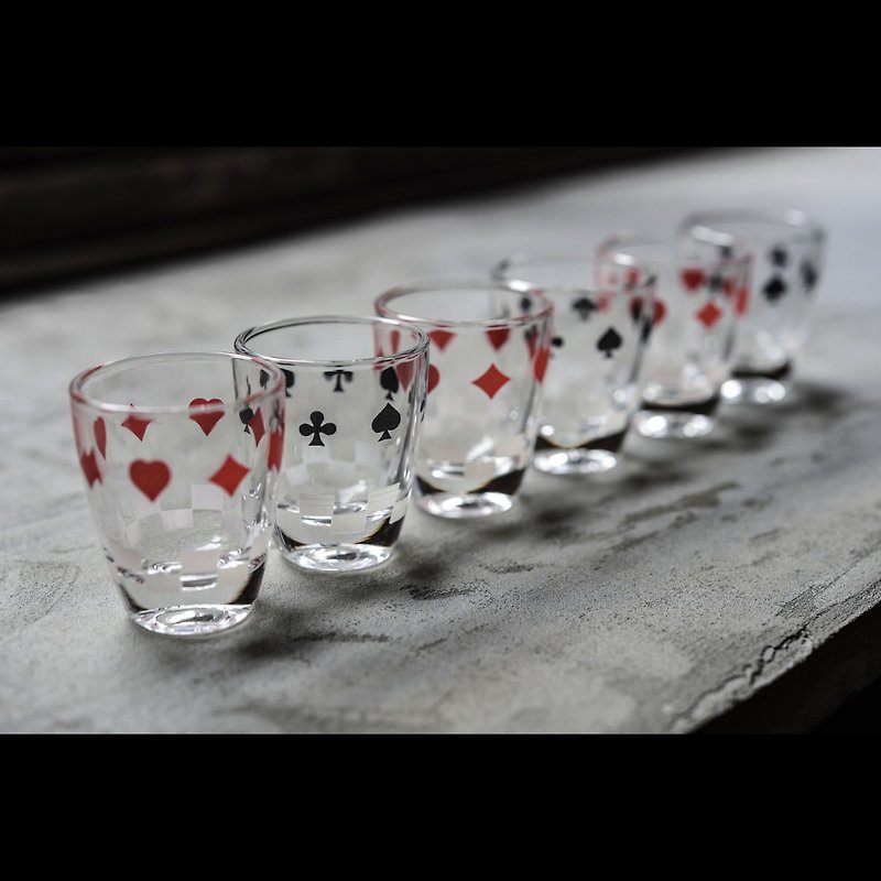 no.25 de 什路_/ 法國 撲克牌的遊戲 白色棋盤玻璃小酒杯組合/ - 酒杯/酒器 - 玻璃 