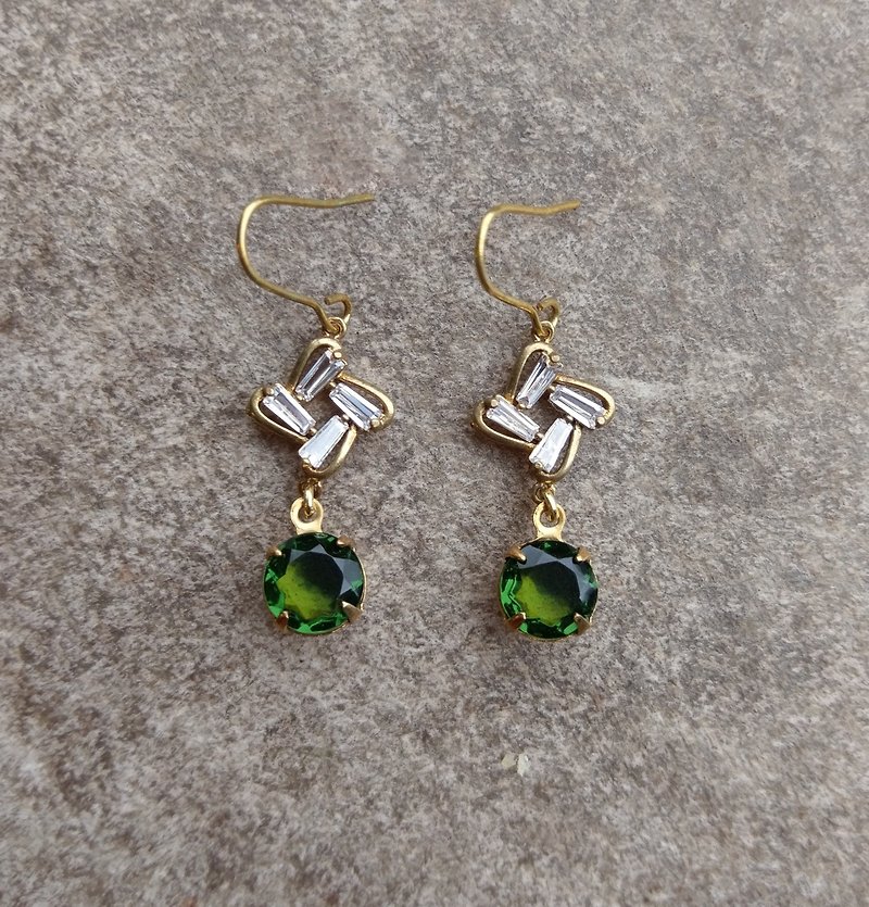 深綠古董玻璃菱形鋯石耳環 - 耳環/耳夾 - 其他金屬 