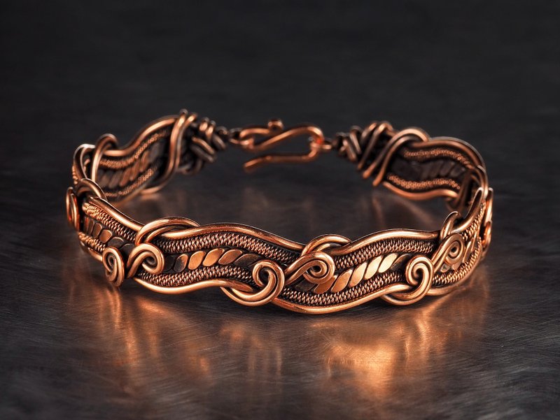 Copper bracelet for woman  Antique style Handcrafted wire woven copper jewelry - Bracelets - Copper & Brass Gold