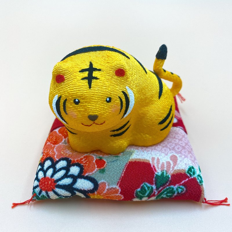 【招福干支】開運干支 生肖虎 緣起物 圓滿福虎 - 擺飾/家飾品 - 絲．絹 橘色