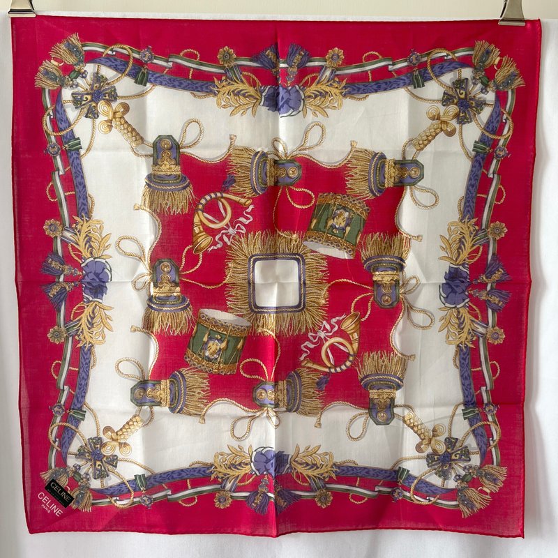 Celine scarf樂器蝴蝶結綿質圍巾方巾絲巾 全新連貼紙 日本中古 - 絲巾 - 棉．麻 紅色