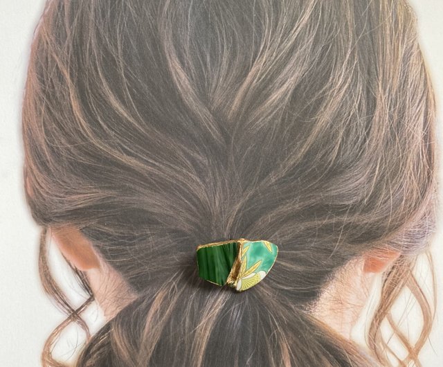 江戸を纏う　1点物　1700年代古伊万里　有田焼ポニーフック　ヘアカフ　菊　着物 江戸を纏う 1点物 1700年代古伊万里 有田焼ポニーフック ヘアカフ 菊 着物