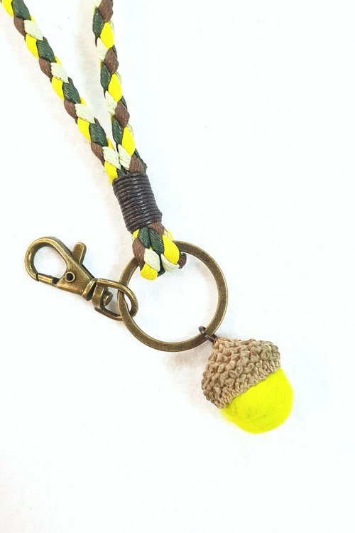 Paris。Le Bonheun Handmade Paris*Le Bonheun。臘線編織鑰匙圈證件套。檸檬黃