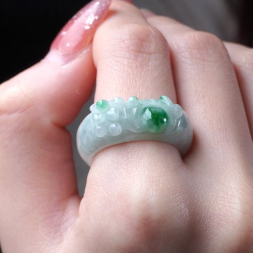 瓔珞珠寶盒 E.L.Jewelry Box 飄陽綠翡翠花開富貴玉戒 | 國際14圍 | 天然緬甸玉翡翠A貨 | 送禮