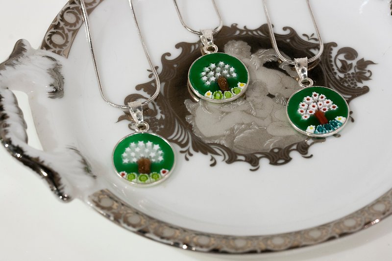 ITA BOTTEGA [Made in Italy] MURANO Life Tree Pendant (Small) - Necklaces - Glass Green