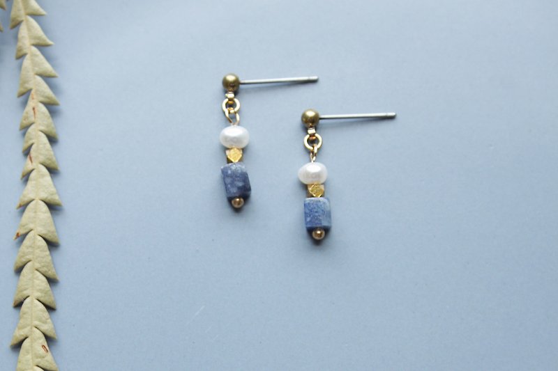 Square n Circle Ripple - earrings pierced earrings clip-on earrings - Earrings & Clip-ons - Semi-Precious Stones Blue
