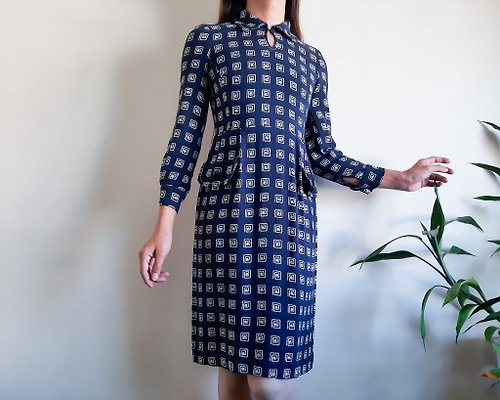 ISSARA ART GALLERY PIERRE BALMAIN 復古 70 年代抽象連身裙梭織布料長袖連身裙尺寸