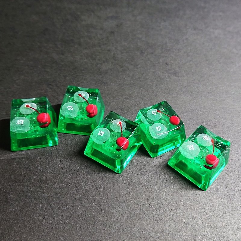 Jellyfish key cap swimming in melon soda (1 piece) - Computer Accessories - Resin Green