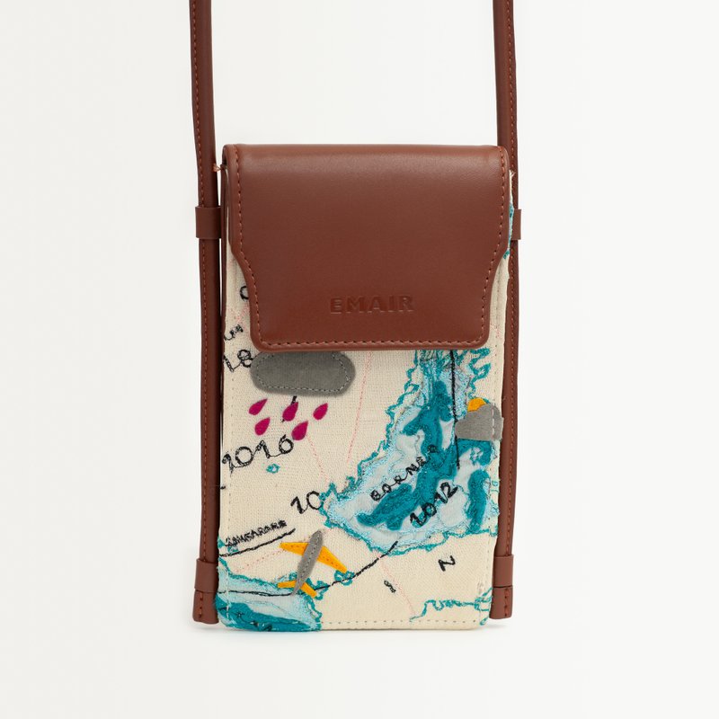 Emair Traveller No. 1 - Leather Phone Bag with One-of-a-Kind Embroidery - 其他 - 真皮 咖啡色