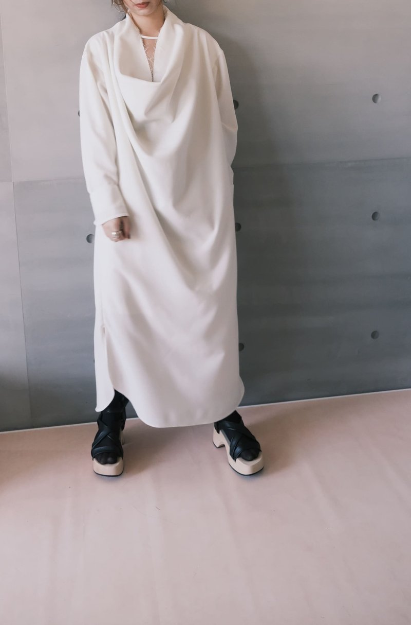 領口垂墜羊毛長洋裝 - 洋裝/連身裙 - 羊毛 
