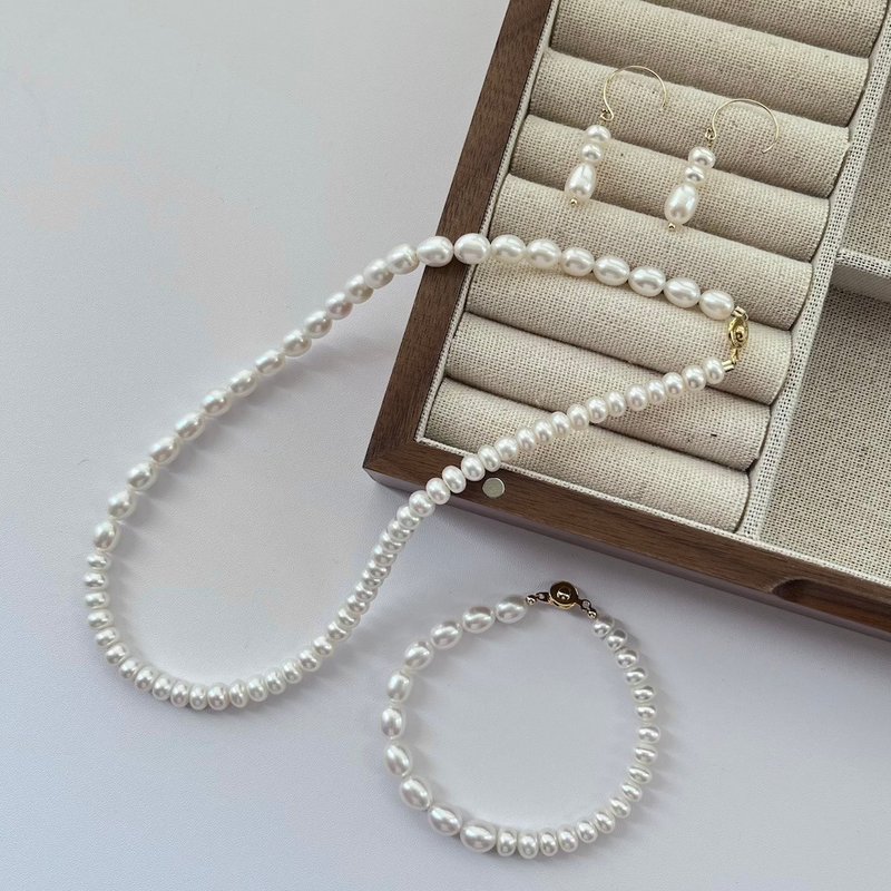 Elegant Fresh Water Baroque Pearl Necklace Bracelet Earring - สร้อยคอ - ไข่มุก ขาว