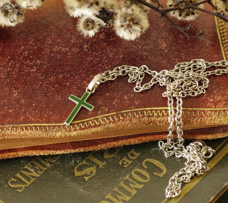 Gold and Silver Baby Antique Silver Green Enamel Cross Necklace Mini Size N636 - สร้อยคอ - โลหะ สีเงิน