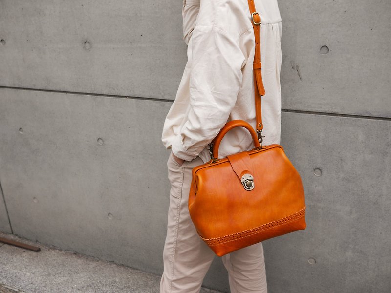 Oxford doctor bag - Handbags & Totes - Genuine Leather Orange