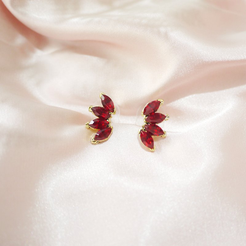 Lucky four-leaf Gemstone ruby ​​red earrings - ต่างหู - เครื่องเพชรพลอย สีแดง