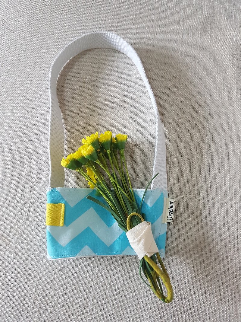 Handmade Nordic light blue wave style environmental protection beverage bag - Beverage Holders & Bags - Cotton & Hemp 