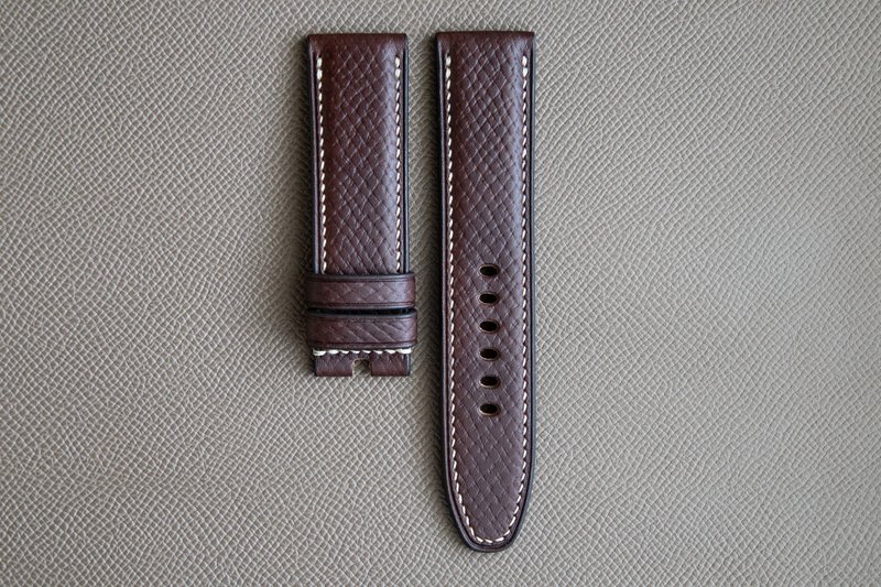 Panerai Watch Strap of Horween Hatch Grain leather in Dark Brown color (MTO) - 錶帶 - 真皮 咖啡色