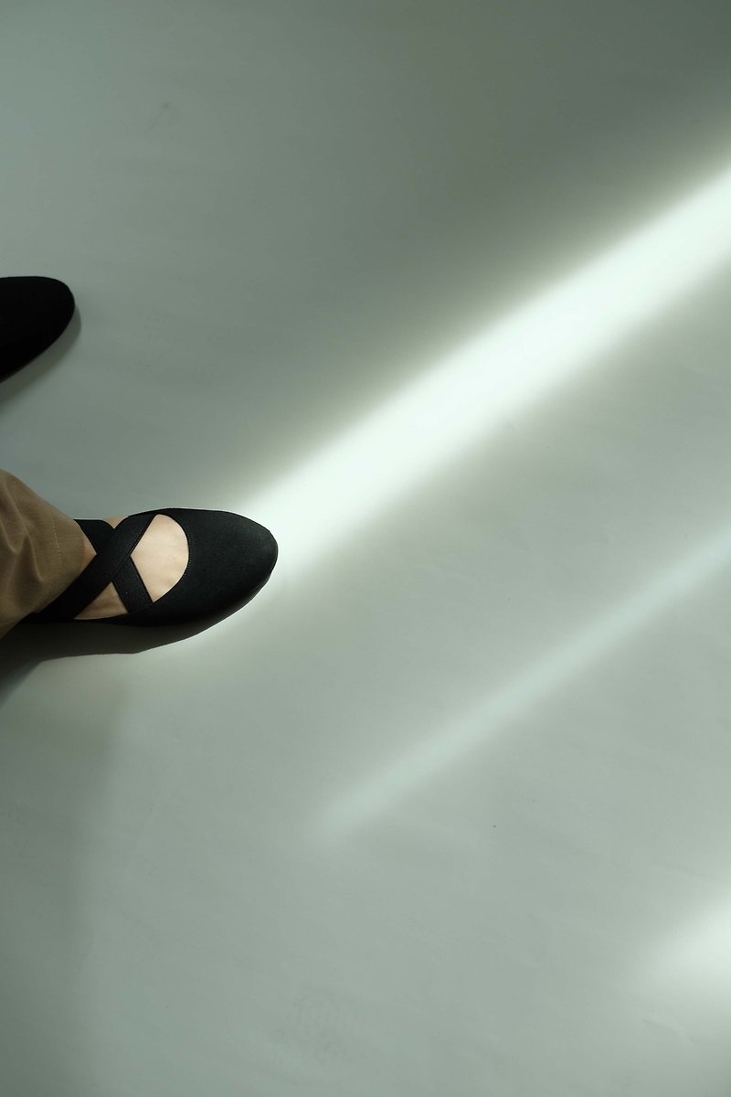 輕芭蕾 Black (黑天鵝) Ballet | WL - 芭蕾舞鞋/平底鞋 - 其他人造纖維 黑色
