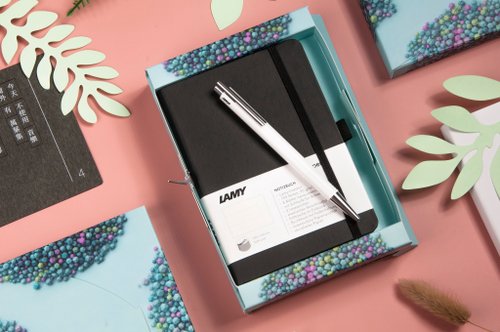 LAMY TAIWAN 官方旗艦館 全球臺灣獨家 / LAMY 原子筆 A6 鋼筆用筆記本禮盒 - LOGO