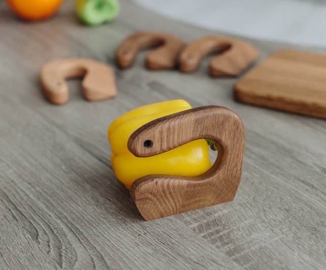 Safe Wooden Knife for Kids and Small Cutting board, Montessori Knife - Shop  OlivkaWood Kids' Toys - Pinkoi