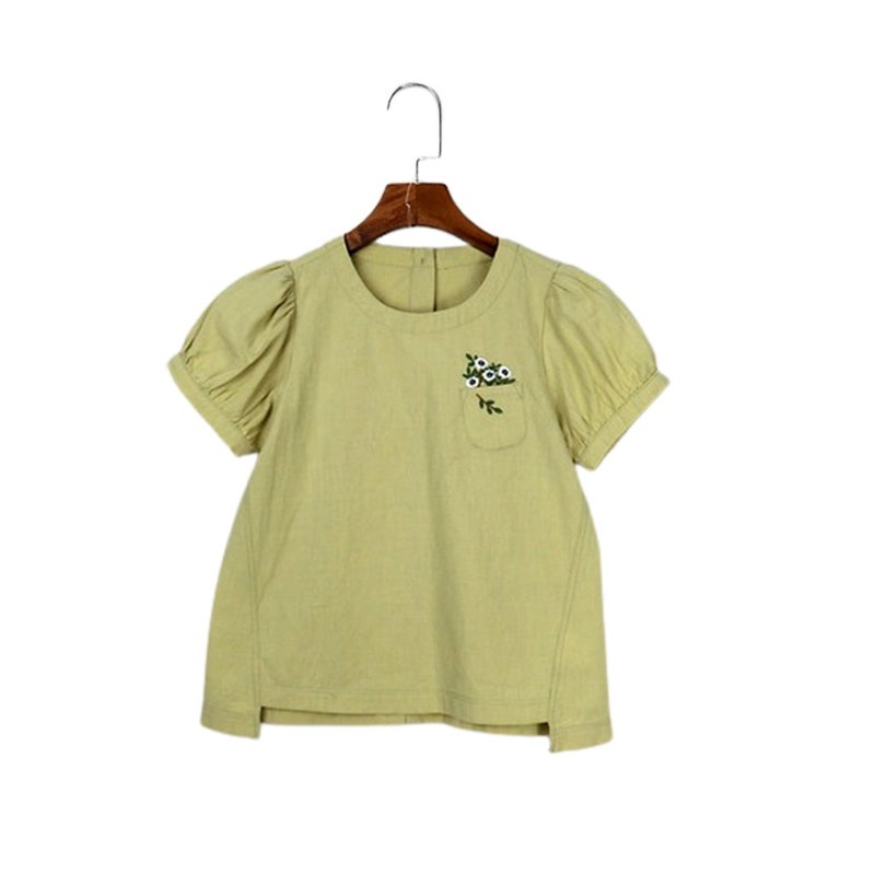 [Clearing Offer] Embroidered Doll Shirt - Tops & T-Shirts - Cotton & Hemp Green