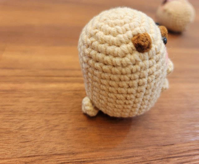 Tiny Potato Pug amigurumi free crochet