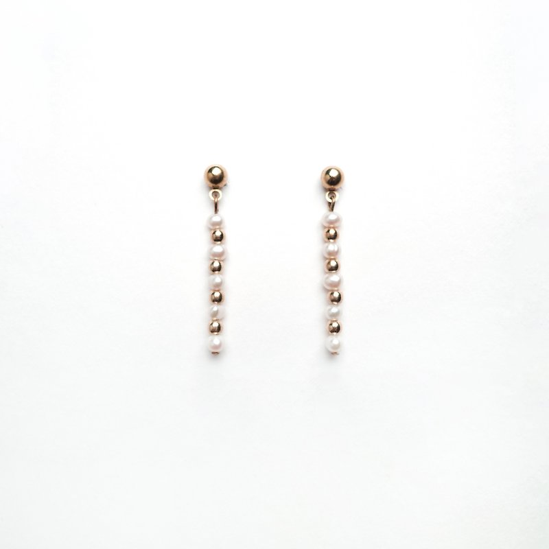 Pearl Satin earrings (straight) - ต่างหู - ไข่มุก สีทอง