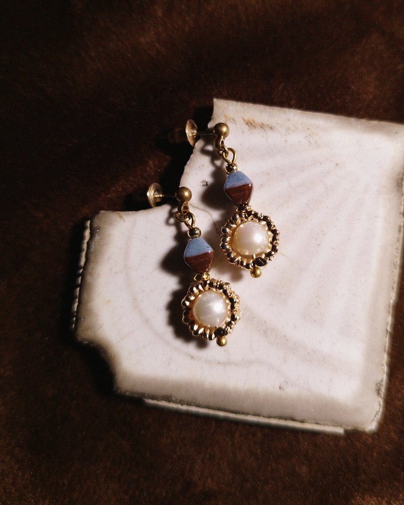 珍珠短耳環 - 進口珠 - 耳環/耳夾/耳骨夾 - 珍珠 多色