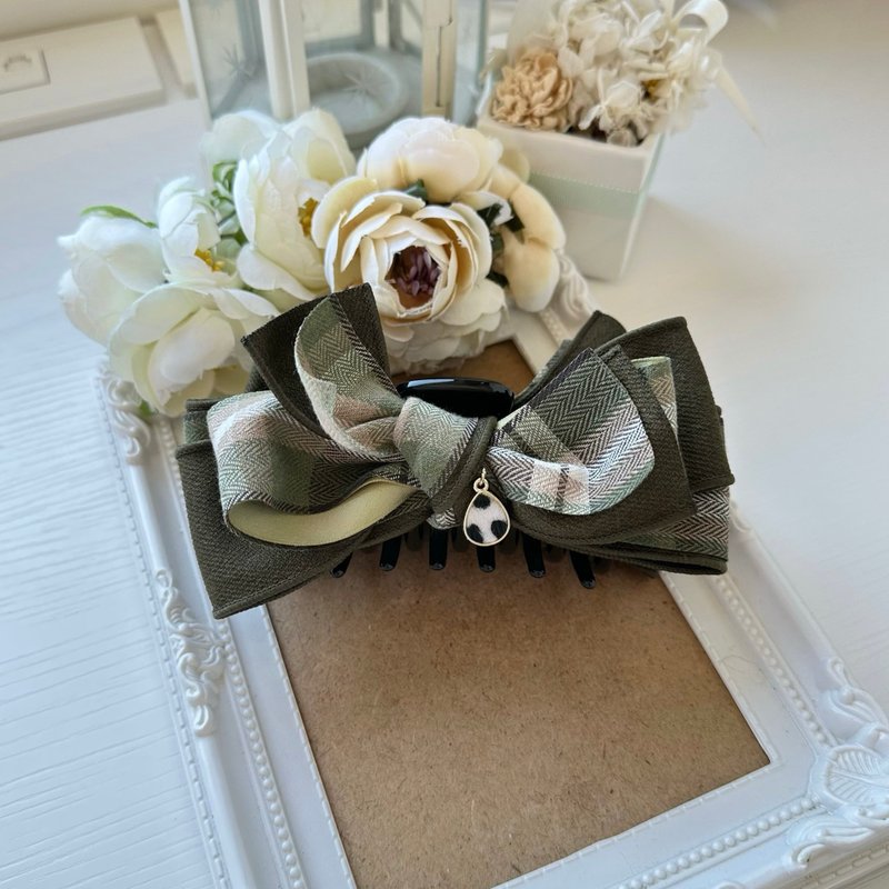 Large Claw Clip - Bow Shark Clip Hair Clip Hair Accessory Headwear - Olive Green - เครื่องประดับผม - วัสดุอื่นๆ สีเขียว