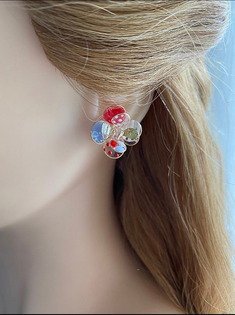 เรซิน ต่างหู หลากหลายสี - Small Bronze flowers, earrings, Clip-On