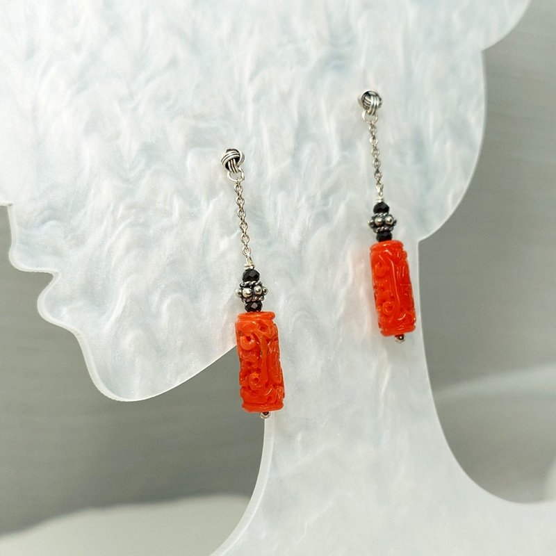 Earrings natural Akha red coral carved barrel beads smoky crystal 925 Silver can be changed to Clip-On type - ต่างหู - เครื่องเพชรพลอย 