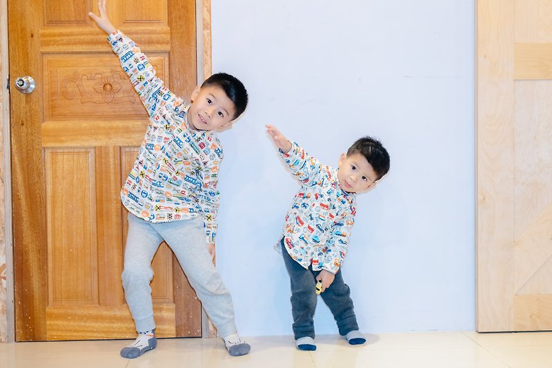 日本の車の長袖シャツ（半袖）ハンドメイドの無毒な子供用シャツ日本の路面電車 - トップス・Tシャツ - コットン・麻 ブルー