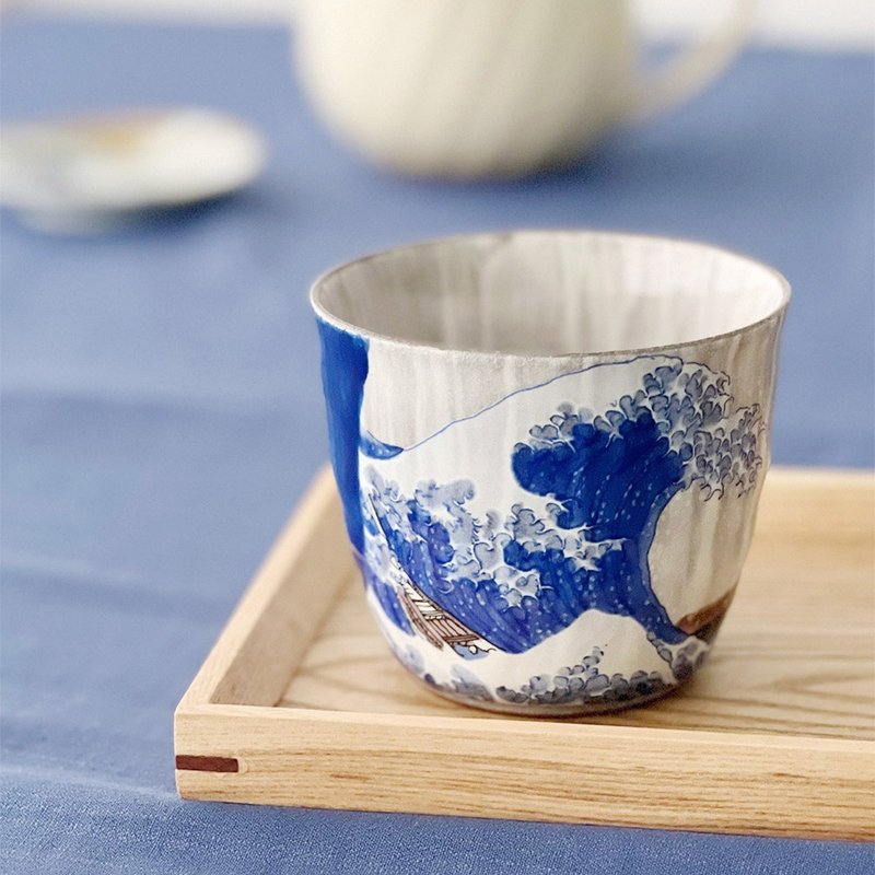 The Great Wave Tea Cup/Sake Cup - ถ้วย - ดินเผา สีน้ำเงิน