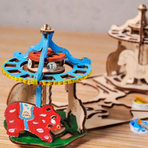 CUBICO 酷比客 /Ugears/ 烏克蘭木製模型 著色旋轉遊樂園