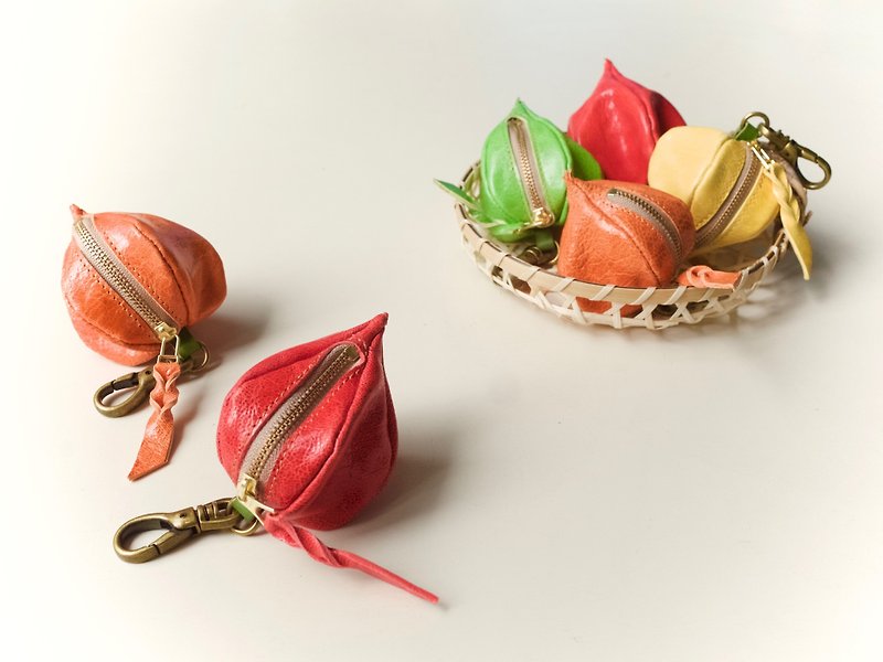 Goat leather mini pouch Physalis AirPods and eye drops can be put in - ที่ห้อยกุญแจ - หนังแท้ สีส้ม