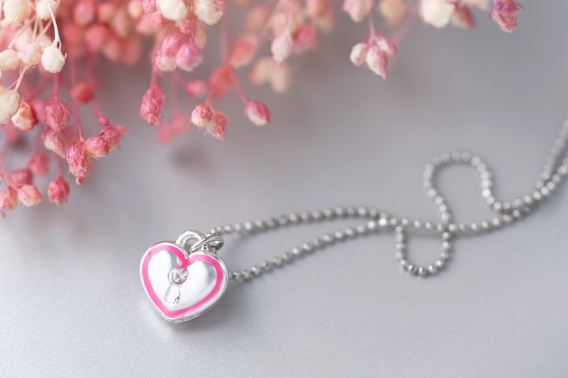 Heart Lock Series Love Heart Shaped Necklace Peach Pink (NLAJA0836N-1) - สร้อยคอ - โลหะ สีเงิน