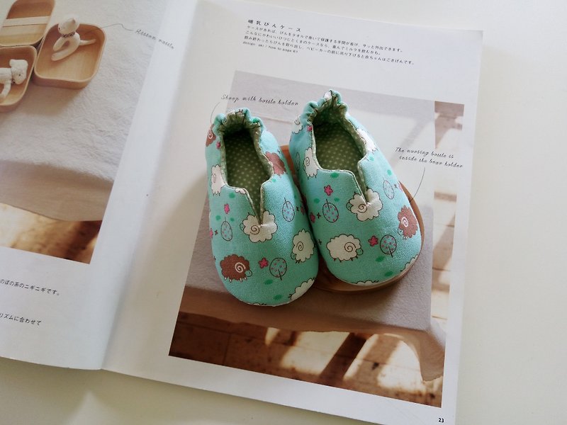 Lake Green Goat 咩 咩 Mi Yue gift baby shoes 11/12 - รองเท้าเด็ก - ผ้าฝ้าย/ผ้าลินิน สีเขียว