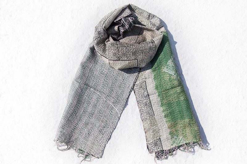 Hand-stitched sari silk scarf / silk embroidery scarf / Indian silk embroidery scarf - green garden square - Scarves - Silk Green