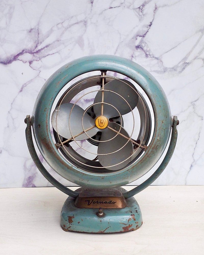 US 1960s small VORNADO circulation fan - Items for Display - Other Metals 